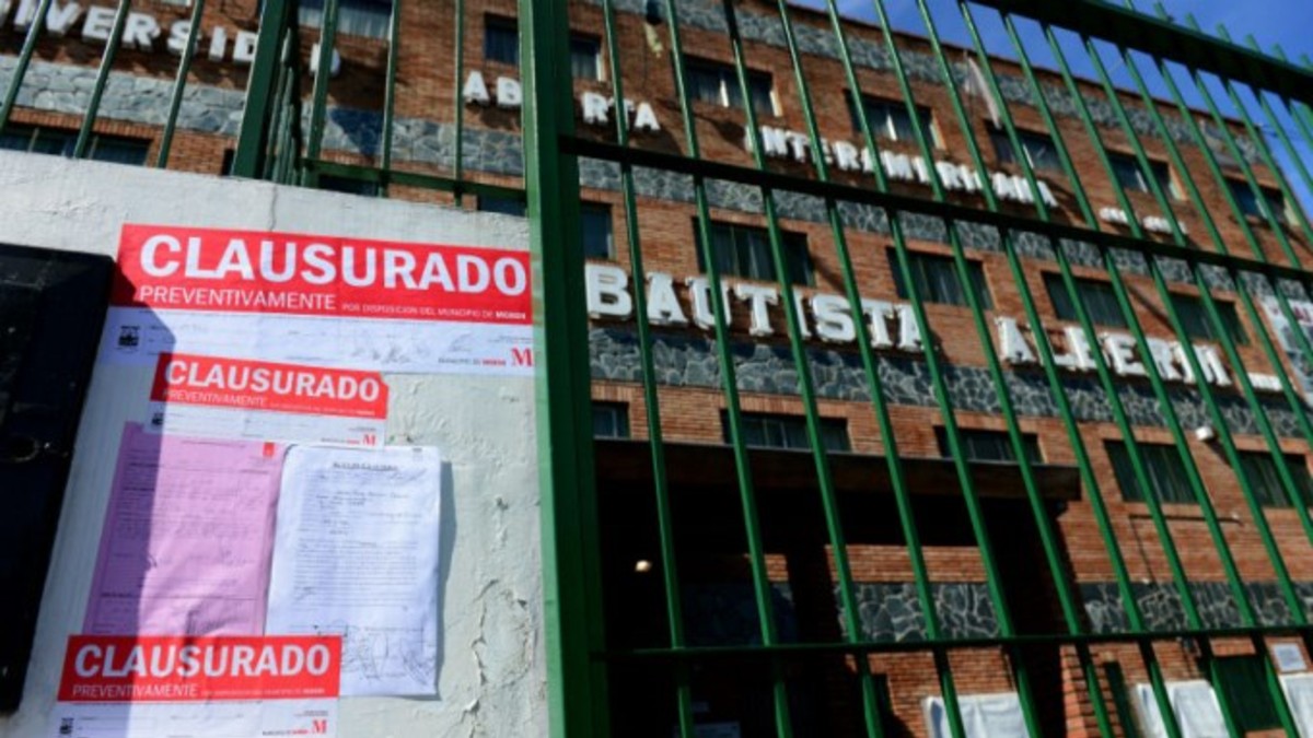 Acusan al colegio de encubrir al cocinero abusador