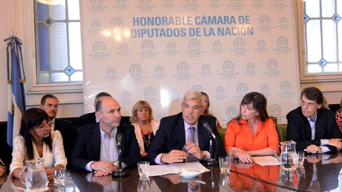 Oficialismo citó a Pollicita  a declarar ante Diputados