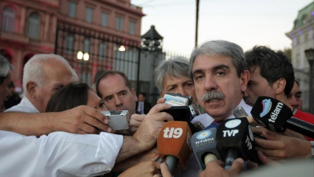 Aníbal: "Cristina será la jefa del movimiento peronista"