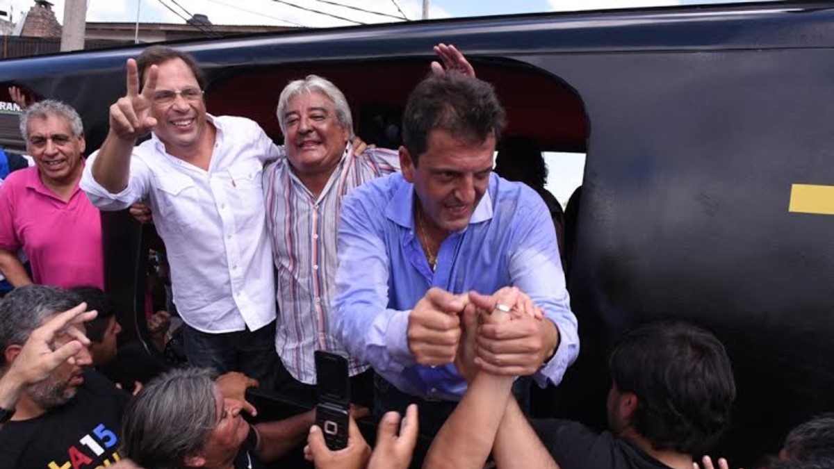 Dirigente obliga a  afiliados a asistir al acto de Massa