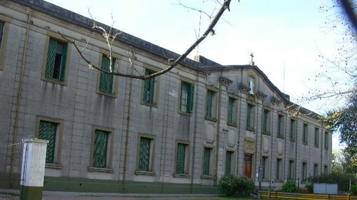 Alumnos tuvieron sexo en el baño y el video se viralizó Alumnos tuvieron sexo en el baño y el video se viralizó