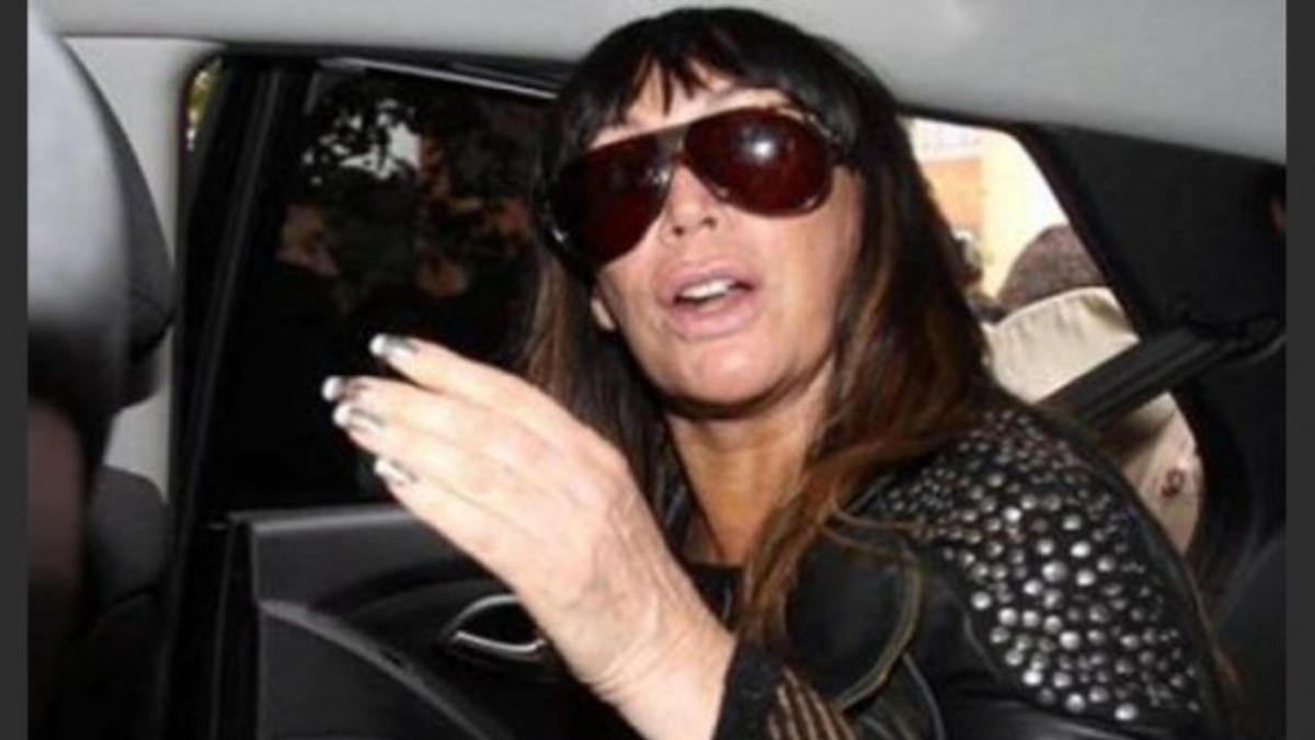 Primeras fotos de Moria en una cárcel VIP y con celular
