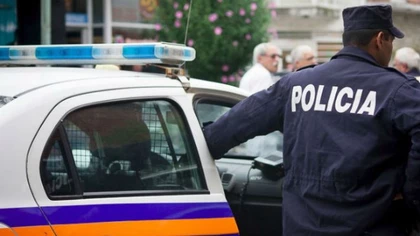 Motochorros acribillaron a balazo a un joven mozo