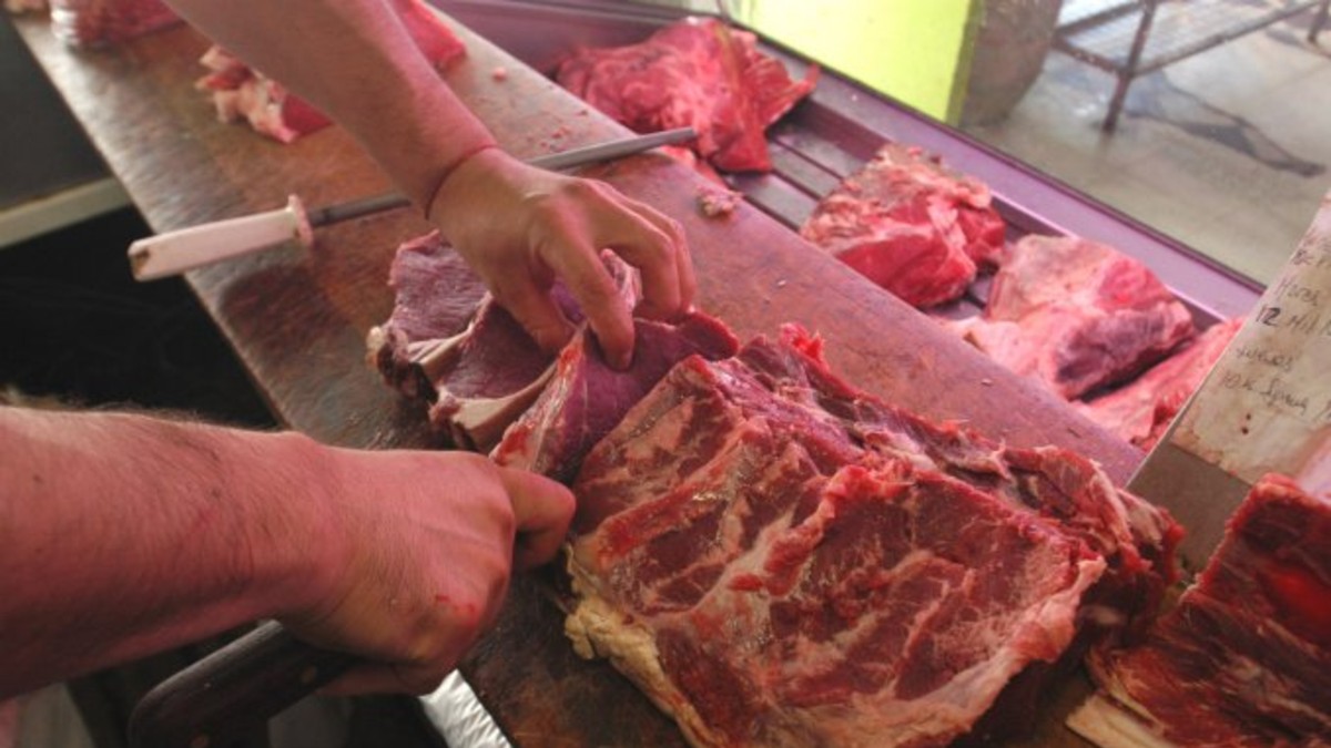 La carne baja en Liniers pero sube en los Super