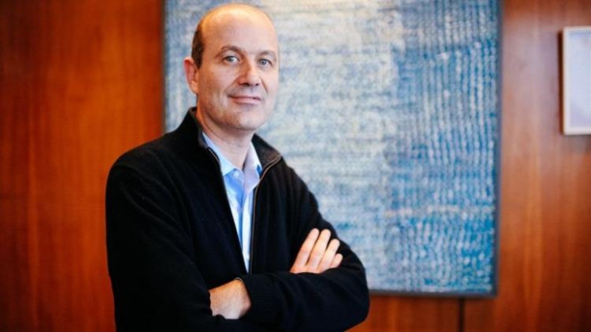 Sturzenegger zen: "El dinero no hace la felicidad"