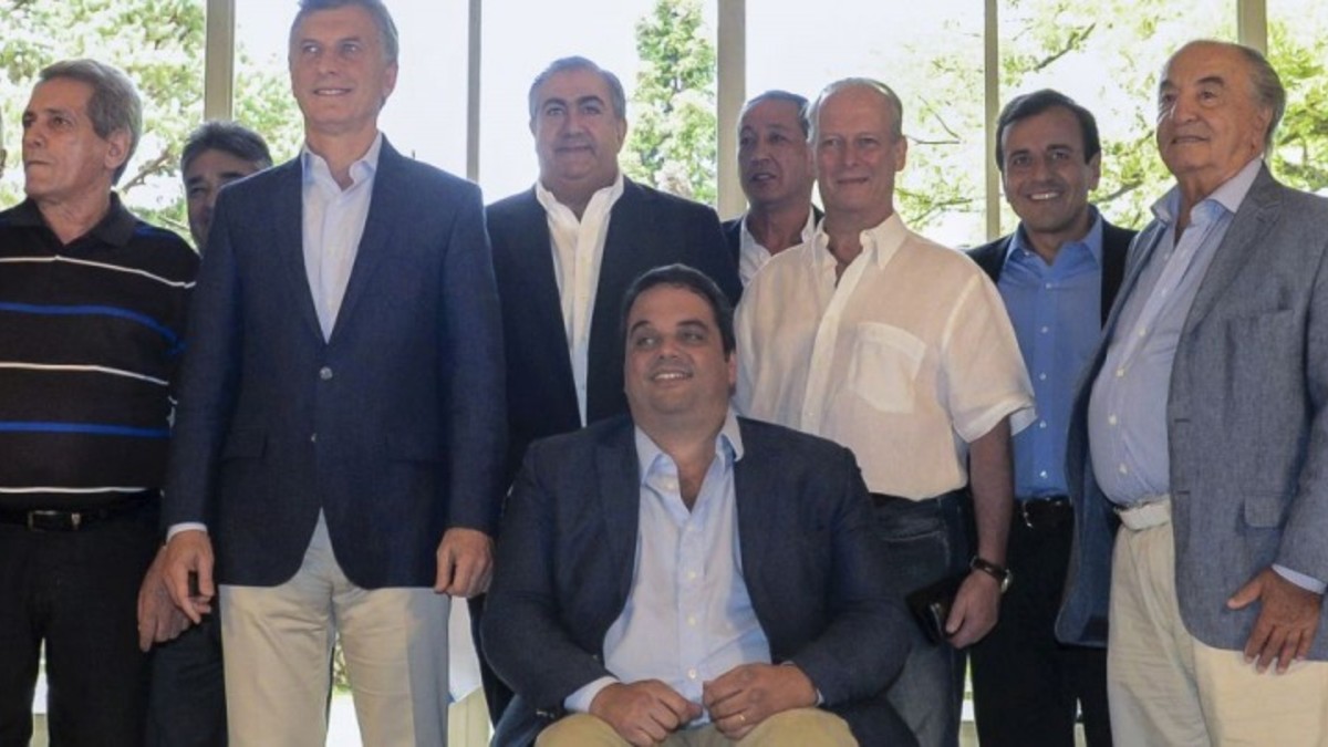 Las trompadas del Gobierno, enojados, con la CGT