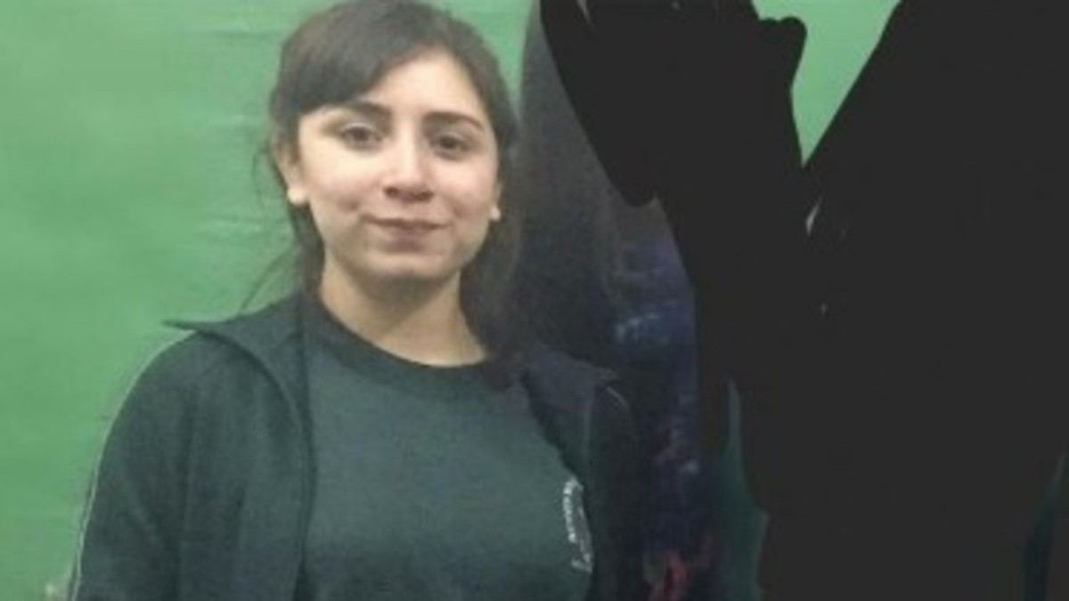 Buscan a una chica que salió del colegio y no volvió