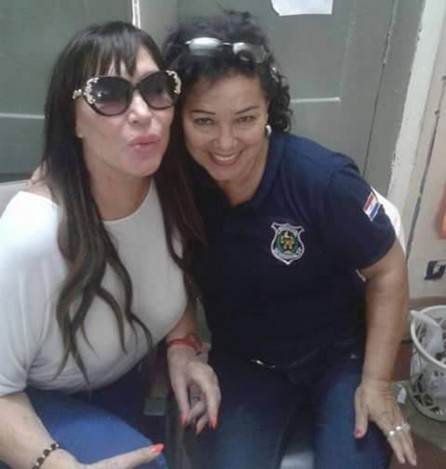 Primeras fotos de Moria en una cárcel VIP y con celular- Primeras fotos de Moria en una cárcel VIP y con celular