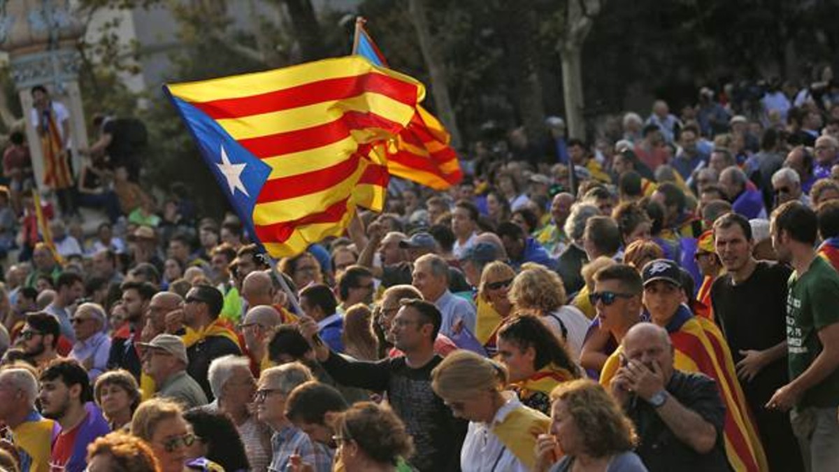 Sin diálogo con Madrid, Cataluña prepara la ruptura