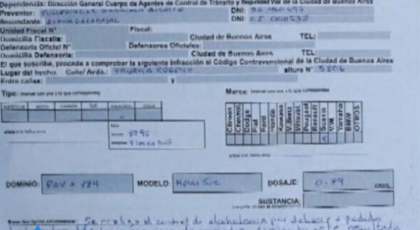Chofer borracho iba a manejar un micro de egresados