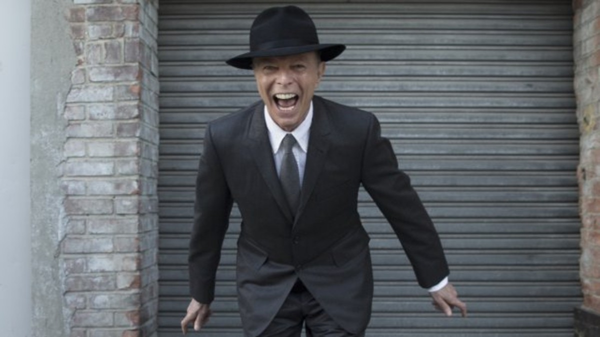 ¿David Bowie programó su propia muerte?