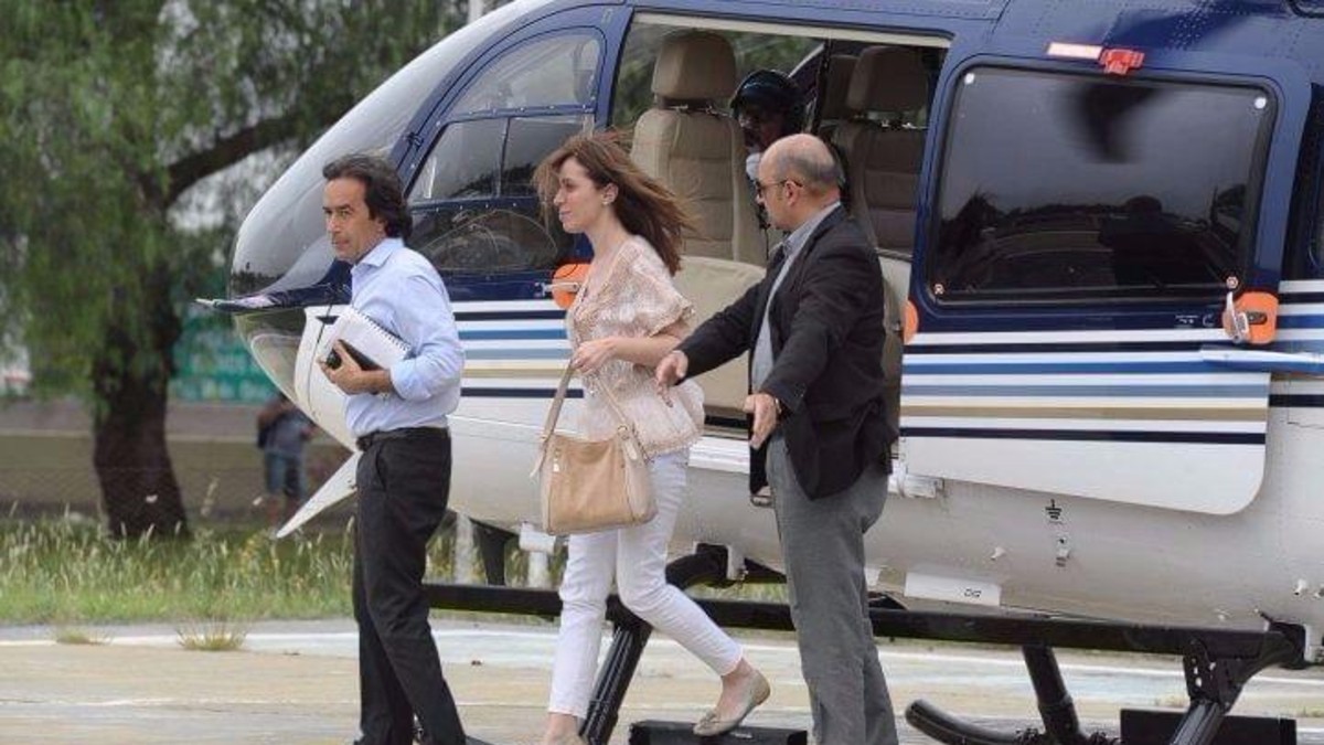 Vidal limita los viajes aéreos de funcionarios