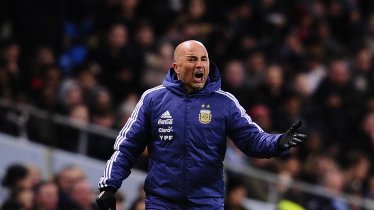 Argentina aprobó ante Italia pero no tuvo brillo