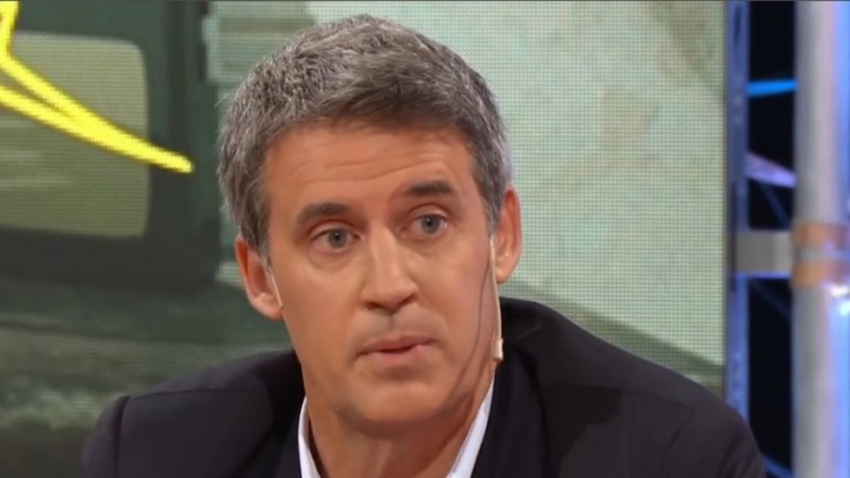 Prat Gay, ese 'amigo' que aparece para fustigar a Macri
