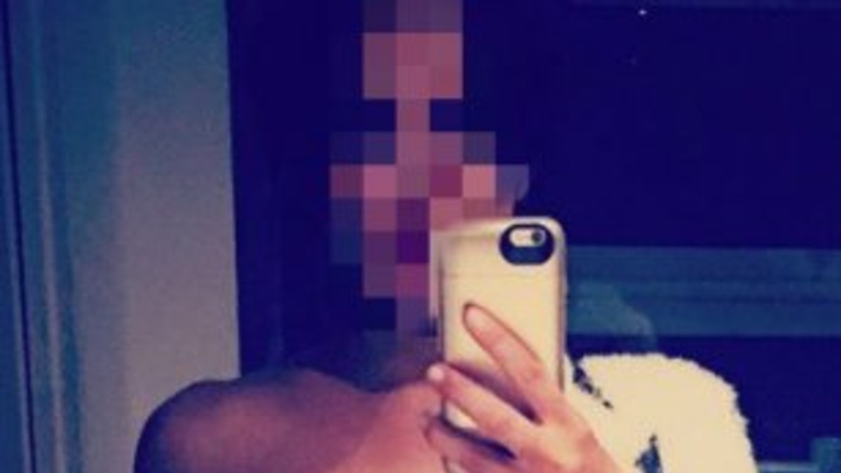 Karina Jelinek calentó a sus seguidores con una foto casi desnuda