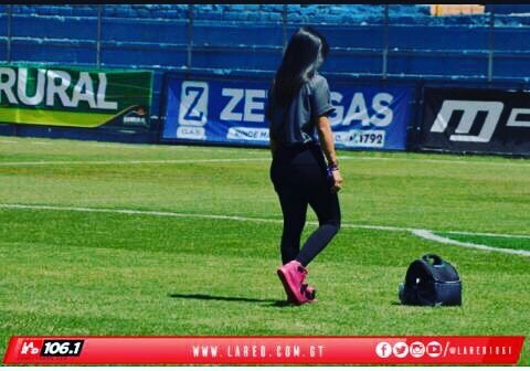 Venezolana la rompe con su fútbol y sus fotos- Venezolana la rompe con su fútbol y sus fotos