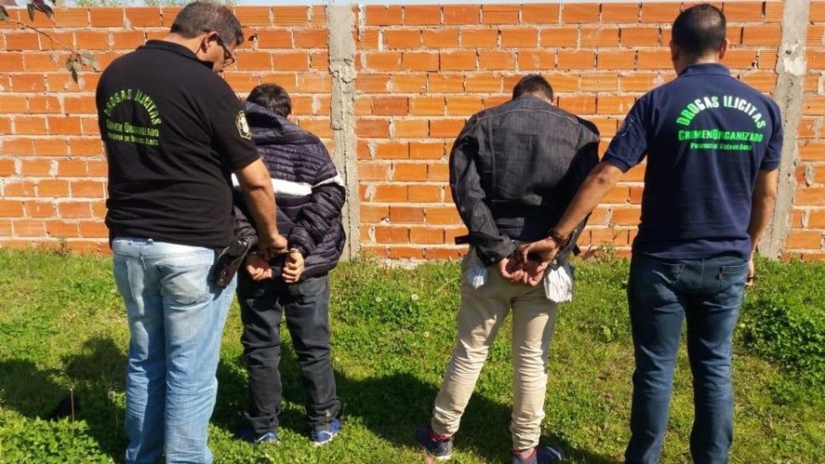 Caen luego de que recaudaran millones vendiendo droga