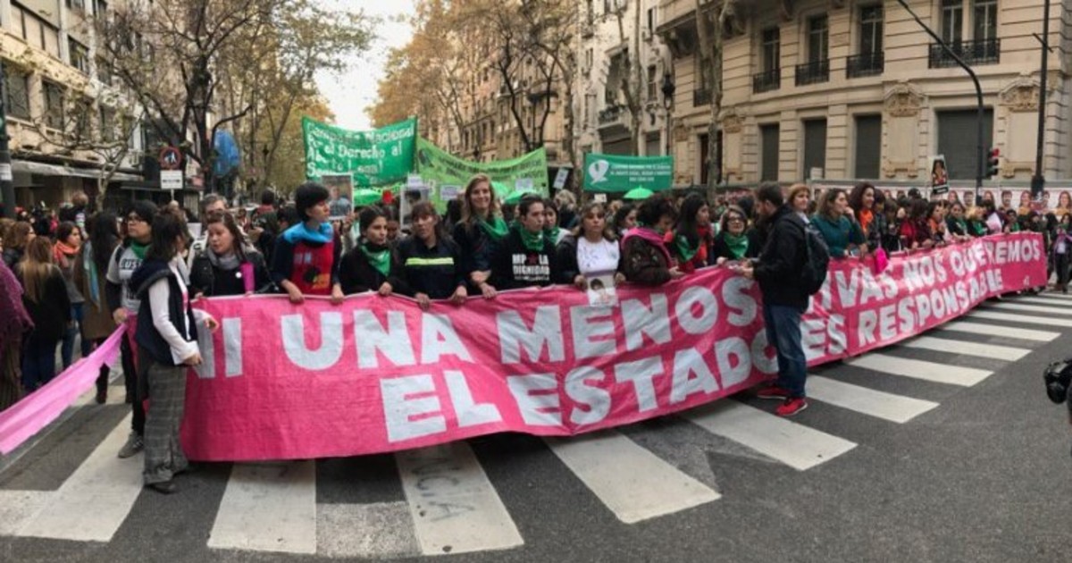 Miles marcharon en todo el país contra la violencia machista | 24con