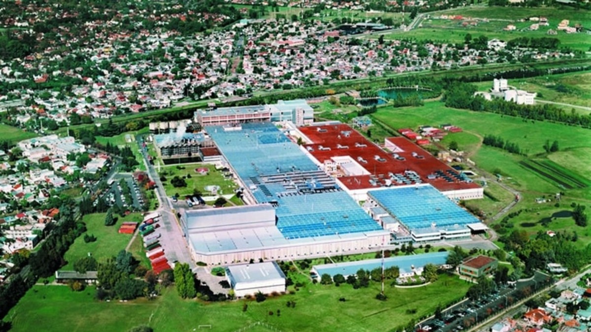 Otra empresa a punto de despedir a 400 empleados