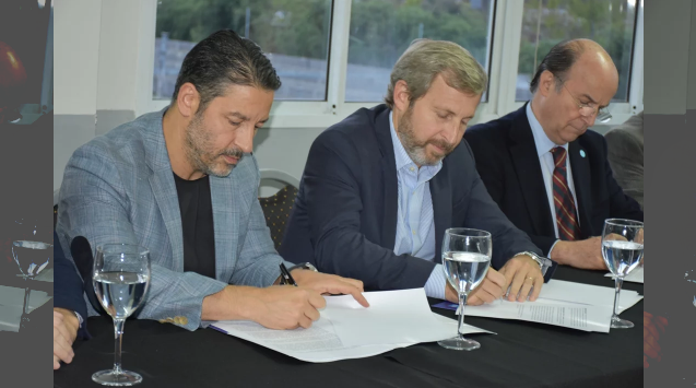 El agua de Merlo tiene arsénico, nitratos y mas pestes