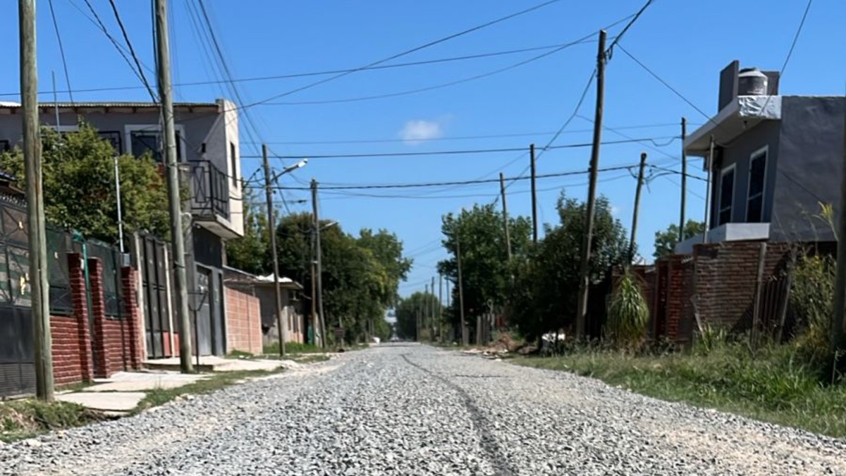 En Presidente Perón, continúan los trabajos para mejorar las calles de los barrios