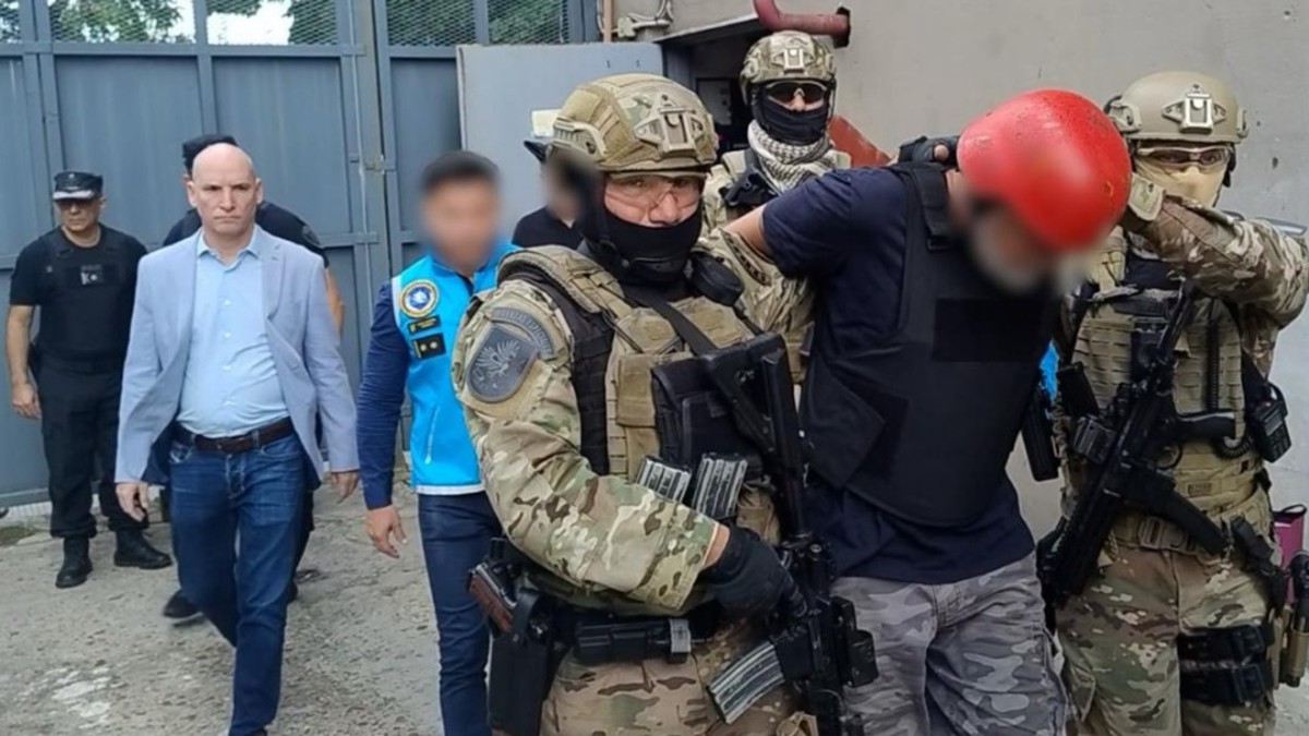 Cayó en Barracas un ex policía que estaba prófugo desde hace más de dos años por ser miembro de la banda narco Los Monos