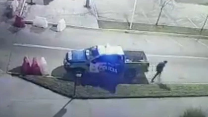 Se les fugó un preso por quedarse dormidos en el auto