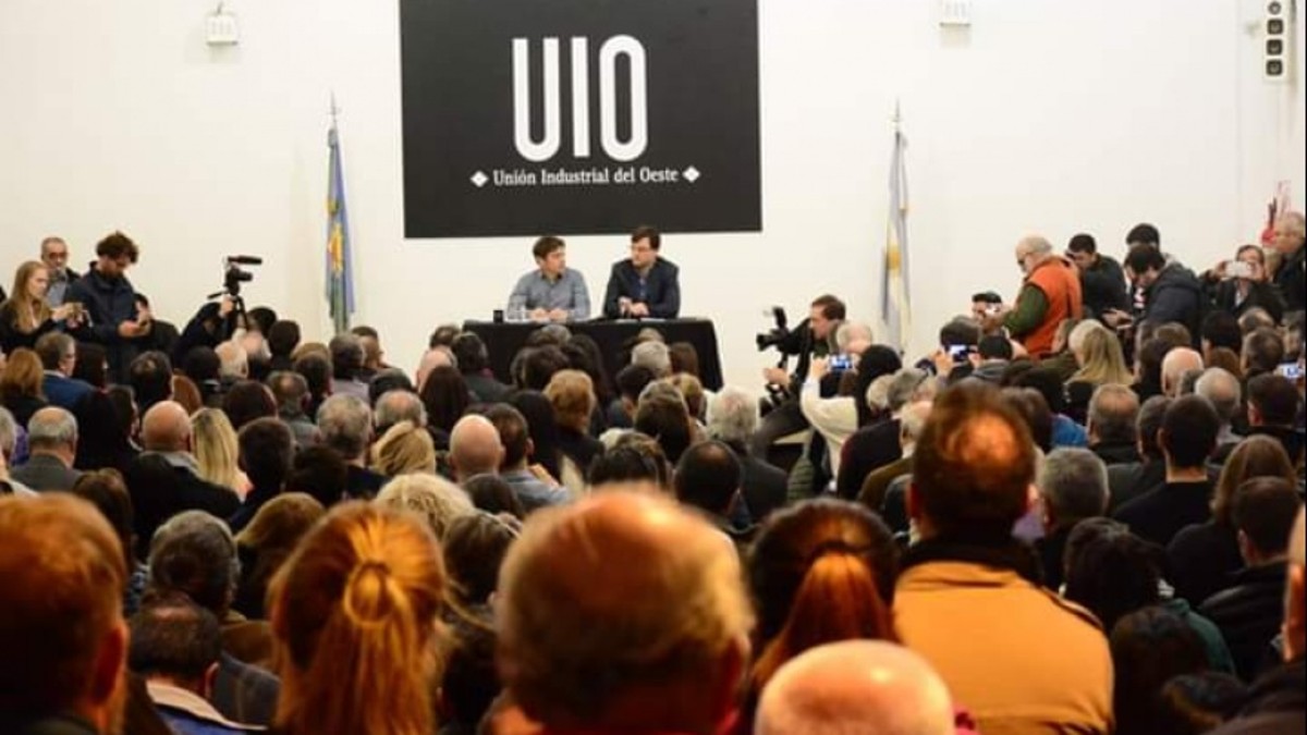 Empresarios y comerciantes se reunieron con Axel