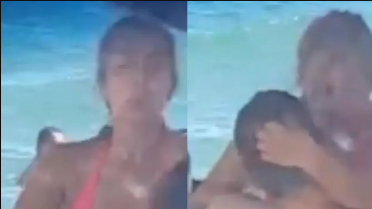 Tienen sexo en plena playa y acaban escrachados