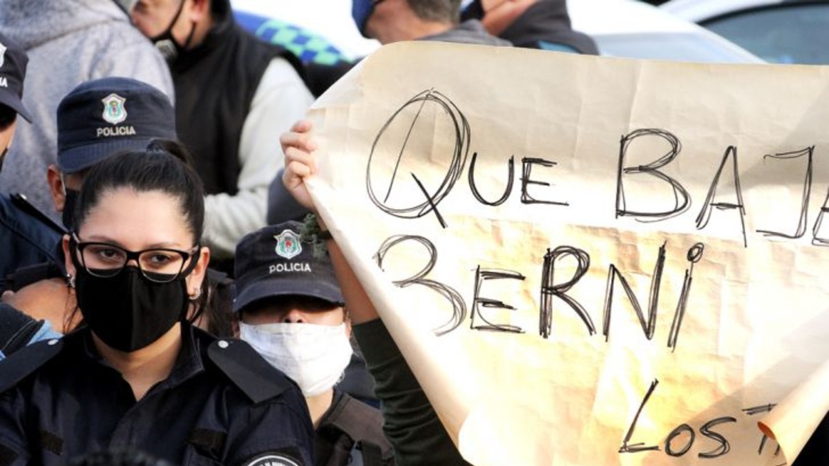 Que y quienes están detrás de la masiva protesta policial