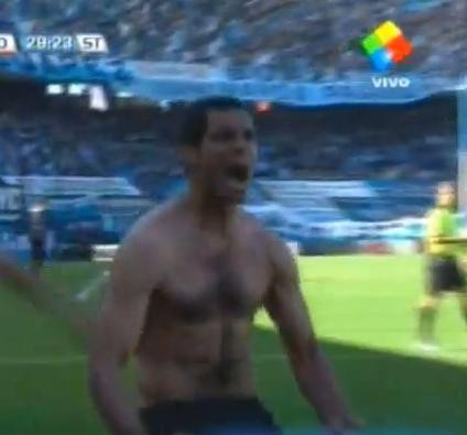 Mirá el festejo que Pepe Sand le robó a otro jugador