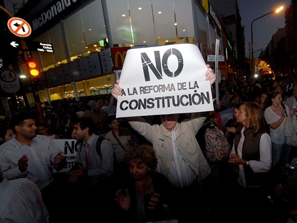 Realizan cacerolazos en la Ciudad y el interior del país- Realizan cacerolazos en la Ciudad y el interior del país