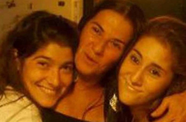 El policía acusado dijo que no le disparó a la maestra