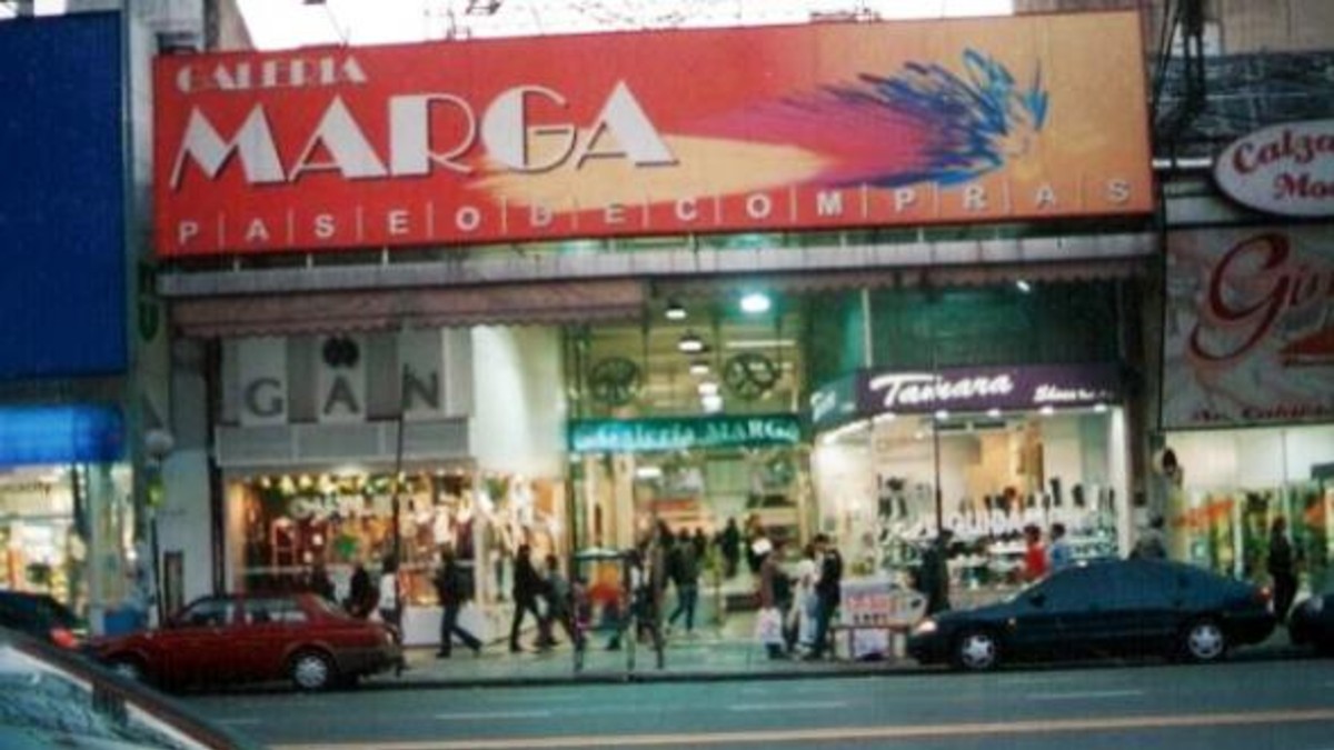 Un hombre fue a trompear al abusador de su hija, pero se equivocó de persona