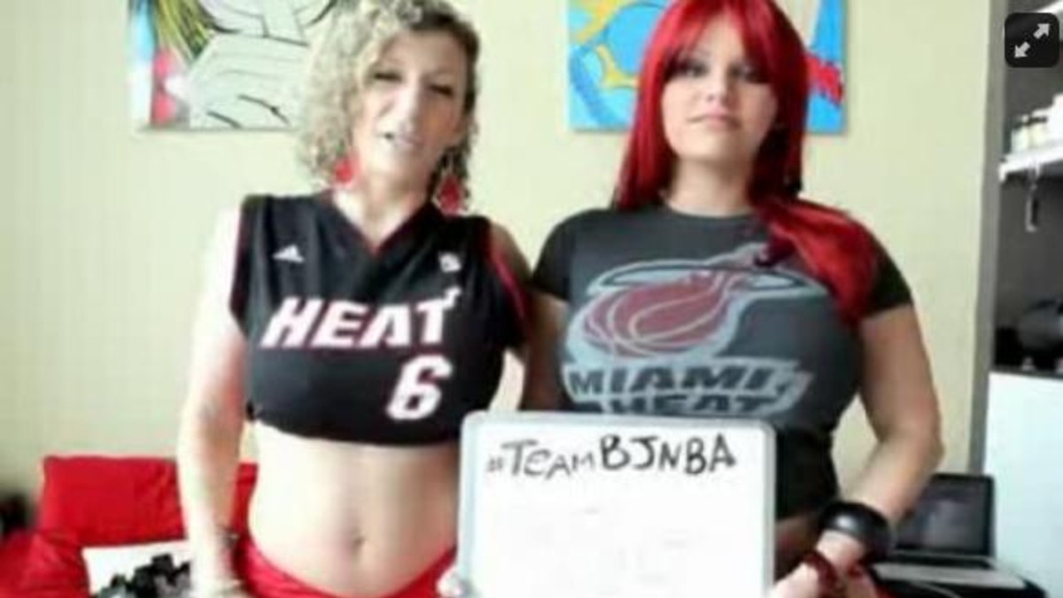 Regalaron sexo oral a los hinchas porque salieron campeones