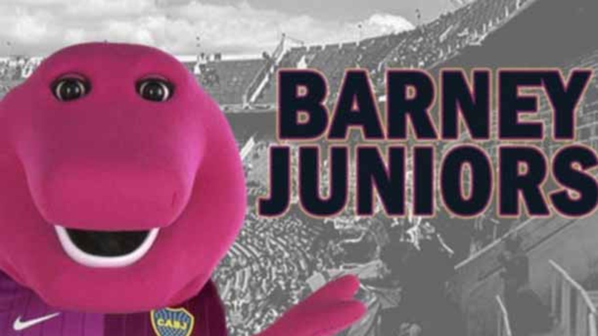 Salieron los afiches por la camiseta violeta de Boca