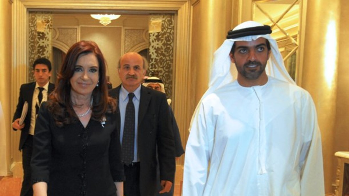 Cristina firmó nuevos acuerdos en los Emiratos