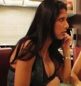 Polémica en un colegio por videos hot de una profesora