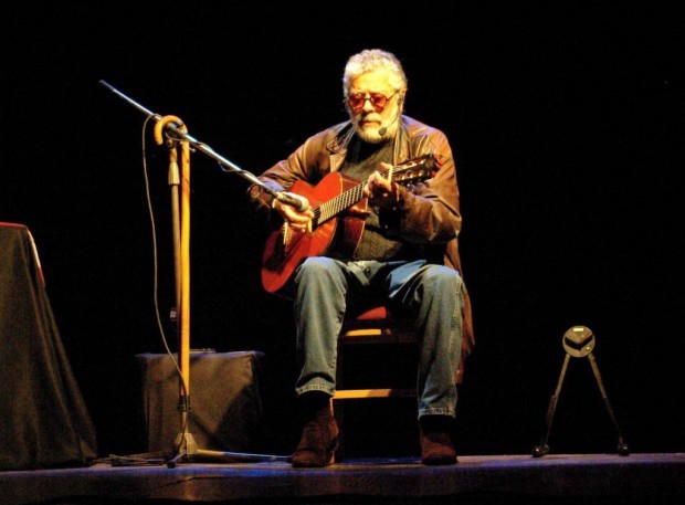 Artistas lloran a su amigo: "Callaron al cantor"