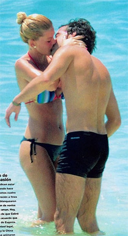 Las fotos hot del viaje de Cabré y la China Suárez