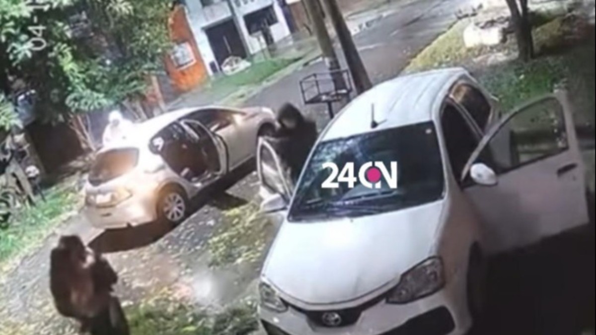 “Dejame bajar a la nena por favor”: la desesperación de un padre en el medio del robo de su auto