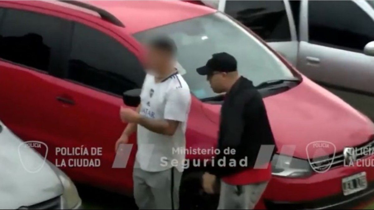 Detuvieron a un trapito con $69.000 en el bolsillo: exigía dinero para estacionar en los Bosques de Palermo