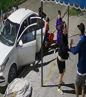 Salían de un club y una madre enfrentó a los ladrones para bajar a sus hijos del auto