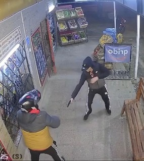 “¿Por qué me hacés esto?”: le disparó tres veces para que le entregue el celular