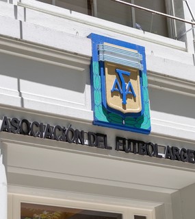 «Operación pendrive»: un informe revelaría una trama para allanar la llegada de las SAD al fútbol argentino