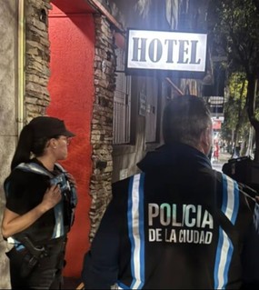 Oferta de sexo en la calle, droga y 8 mujeres demoradas en la zona roja de Flores