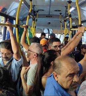 Los colectivos en la Provincia de Buenos Aires aumentaron un 11,6% y el boleto mínimo cuesta $968,57