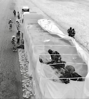 Camionero evadió control y con un dron con cámara infrarroja descubrieron que llevaba 2 mil kilos de coca de contrabando
