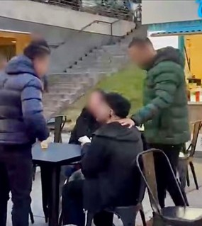 Un empleado del hospital de Clínicas robó un equipo médico y cayó mediante una compra controlada