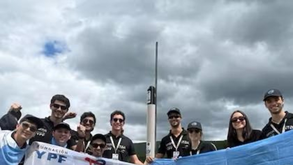 Estudiantes argentinos ganaron el Mundial de ingeniería aeroespacial en la NASA